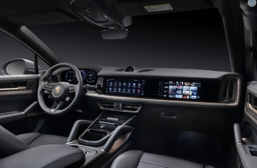 2025 Porsche Cayenne interior